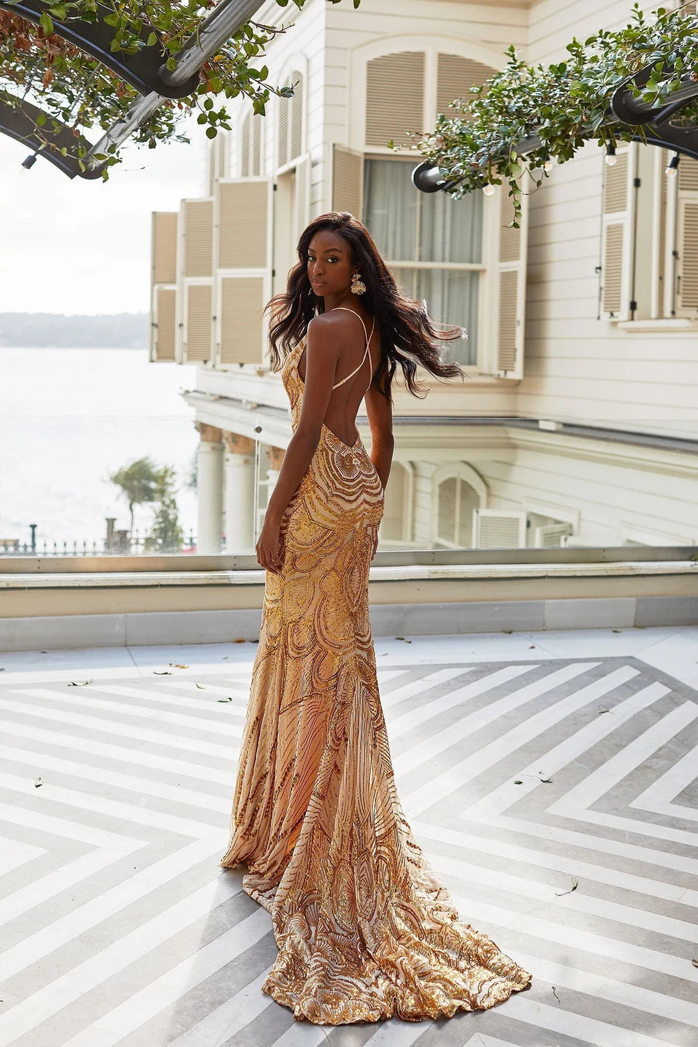 RIANA GOLD (DRESS HIRE)